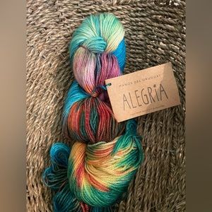 Yarn. Manos Del Uruguay Alegria